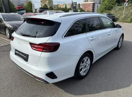 Kia - Cee'd