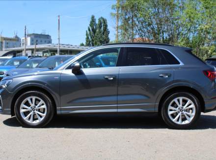 Audi - Q3