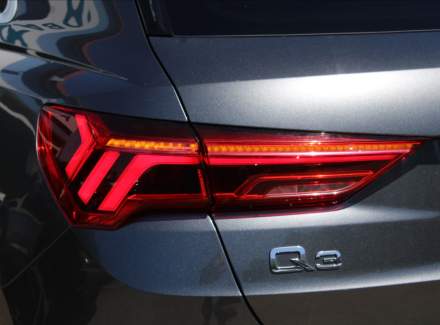 Audi - Q3