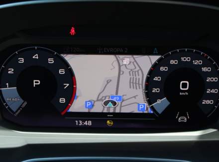 Audi - Q3