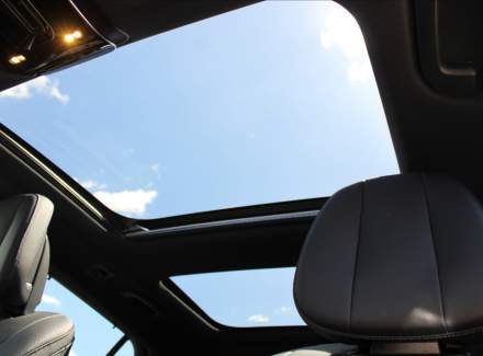 Mercedes-Benz - E-class