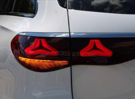 Mercedes-Benz - E-class