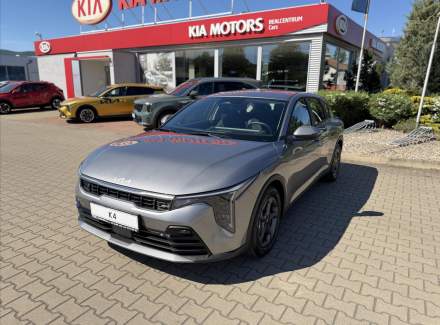 Kia - K4