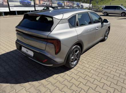 Kia - K4