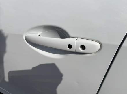 Mazda - 3