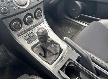 Mazda - 3
