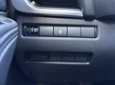 Nissan - X-Trail