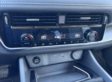 Nissan - X-Trail