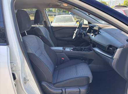 Nissan - X-Trail