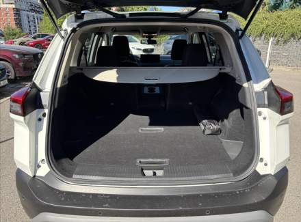 Nissan - X-Trail