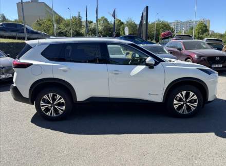 Nissan - X-Trail