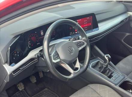 Volkswagen - Golf