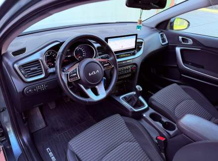 Kia - Cee'd