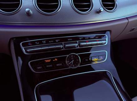 Mercedes-Benz - E-class
