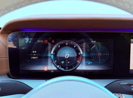 Mercedes-Benz - E-class