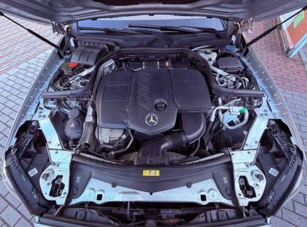 Mercedes-Benz - E-class