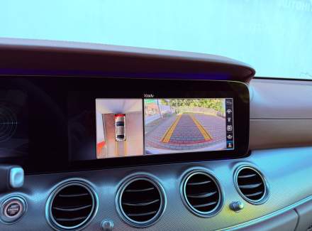 Mercedes-Benz - E-class