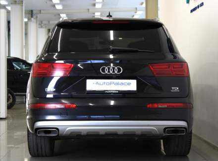 Audi - Q7