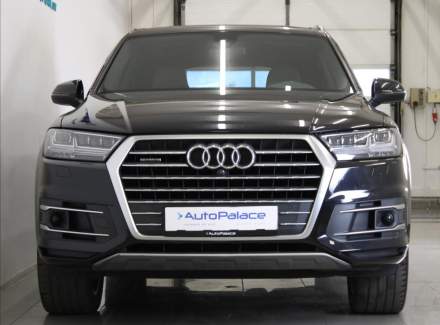 Audi - Q7