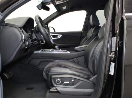 Audi - Q7