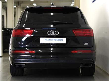 Audi - Q7