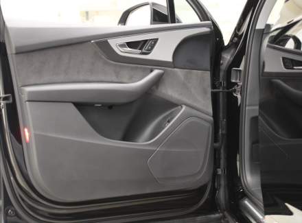 Audi - Q7