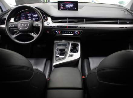 Audi - Q7