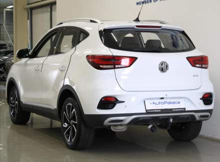 MG - ZS
