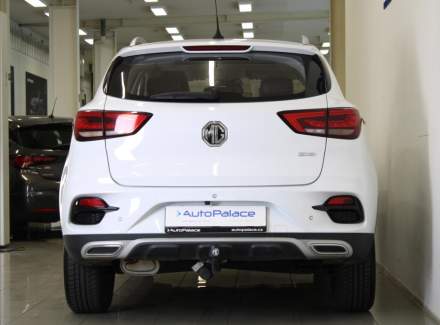MG - ZS