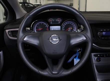 Opel - Astra