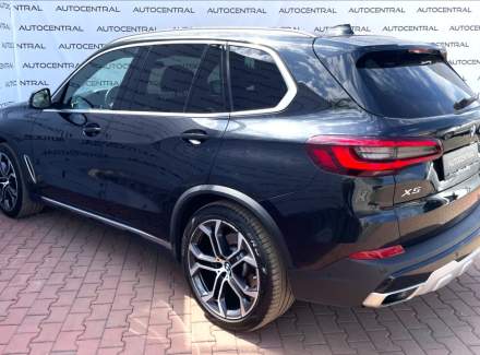 BMW - X5
