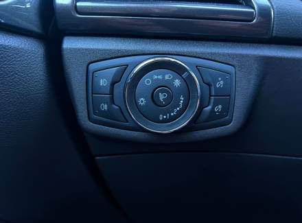 Ford - Mondeo