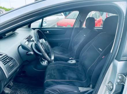 Citroën - C4