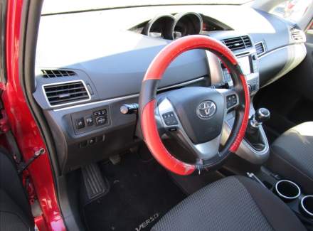 Toyota - Verso