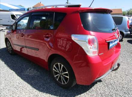 Toyota - Verso