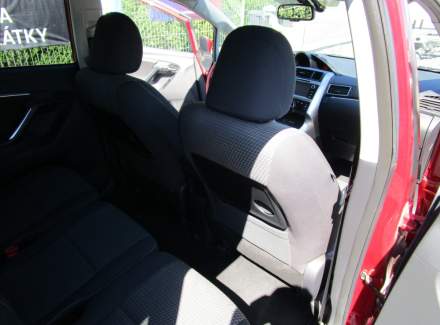 Toyota - Verso