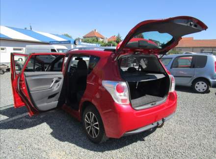 Toyota - Verso