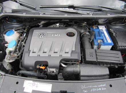 Volkswagen - Touran
