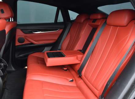 BMW - X6