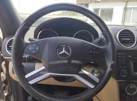 Mercedes-Benz - M-class