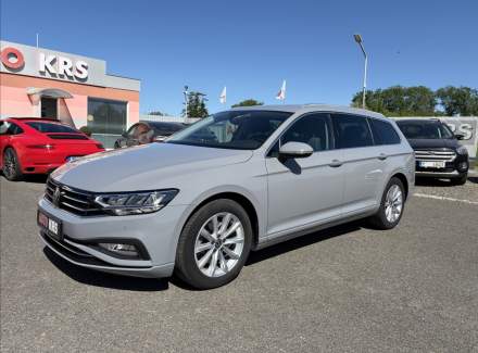 Volkswagen - Passat