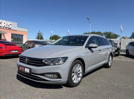 Volkswagen - Passat