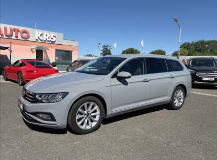 Volkswagen - Passat