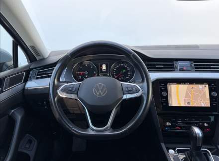 Volkswagen - Passat
