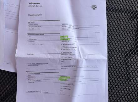 Volkswagen - Passat