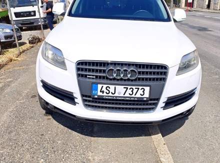 Audi - Q7