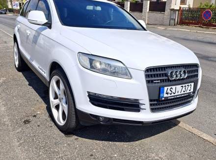 Audi - Q7
