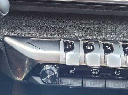 Peugeot - 3008