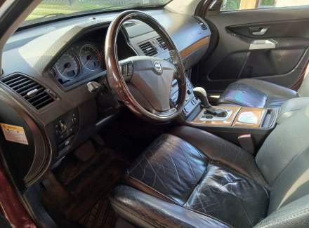 Volvo - XC90