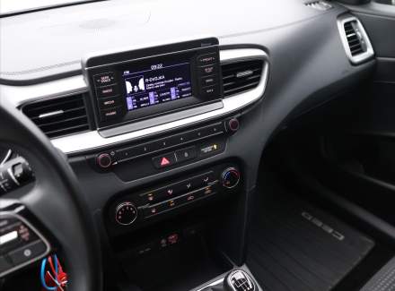 Kia - Cee'd